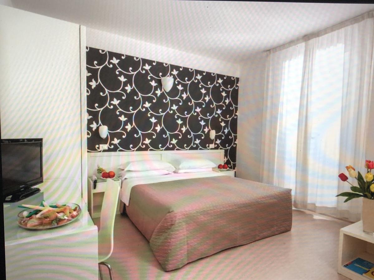 Hotel Stella Polare Rimini Dış mekan fotoğraf