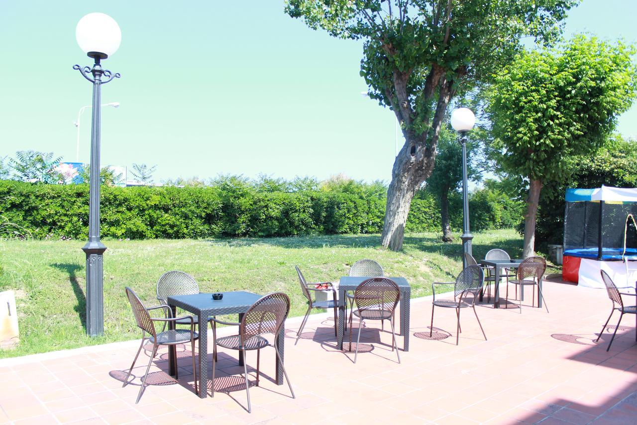 Hotel Stella Polare Rimini Dış mekan fotoğraf