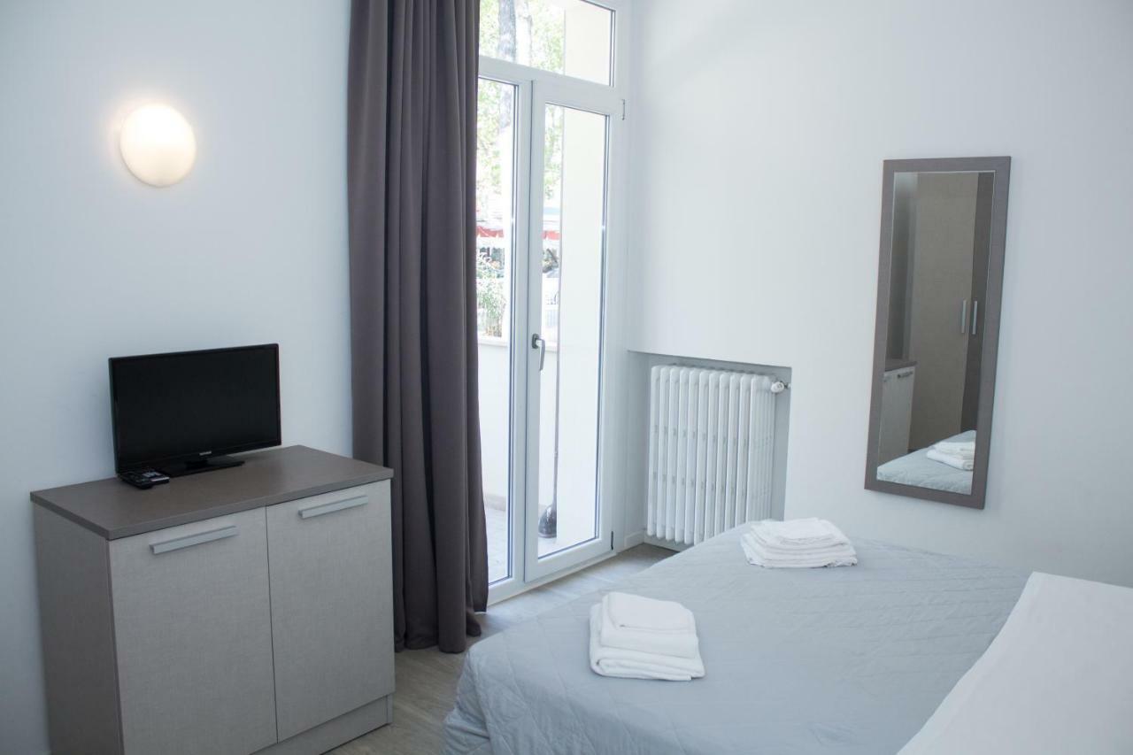 Hotel Stella Polare Rimini Dış mekan fotoğraf