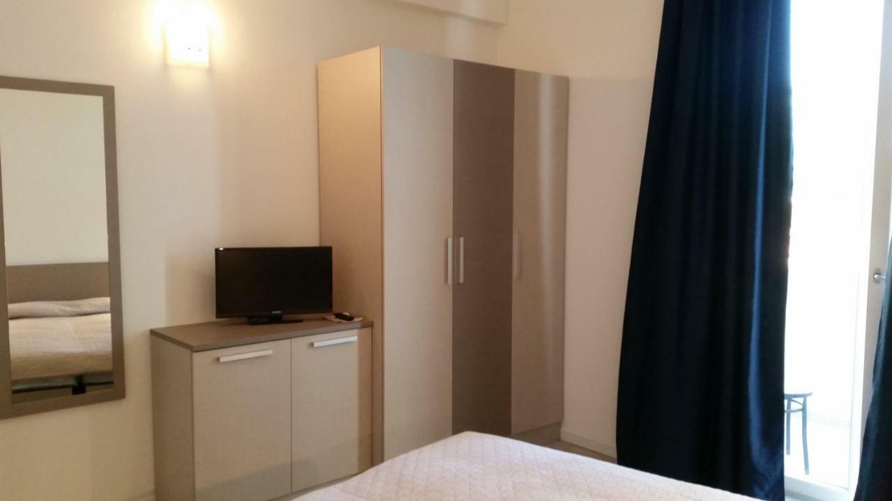 Hotel Stella Polare Rimini Dış mekan fotoğraf